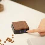 مینی ترازو قهوه دیجیتال شارژی طرح چوبی - تصویر 3