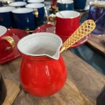 جازوه سرامیکی قرمز دسته طلایی حجم 480 میلی لیتر - تصویر 3